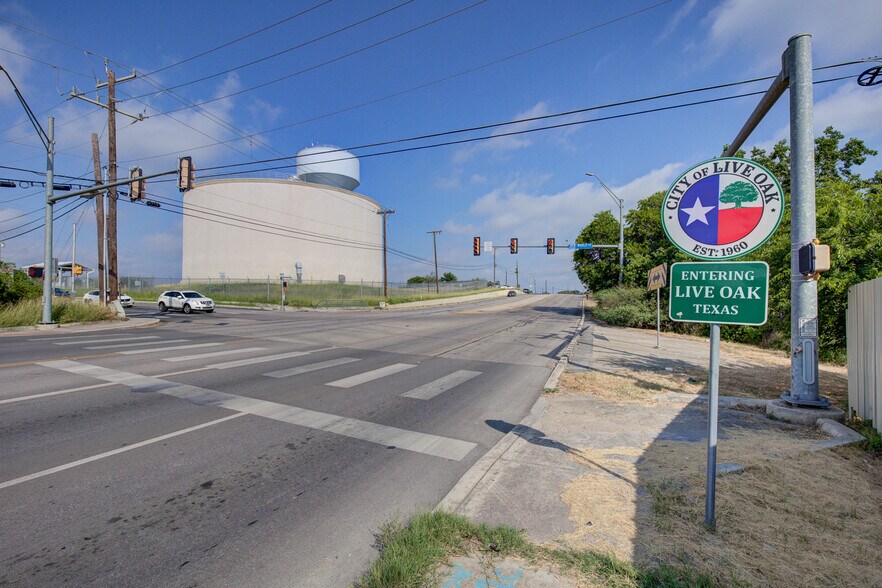 10600 O'Connor rd, Live Oak, TX à vendre - Photo du bâtiment - Image 2 de 19