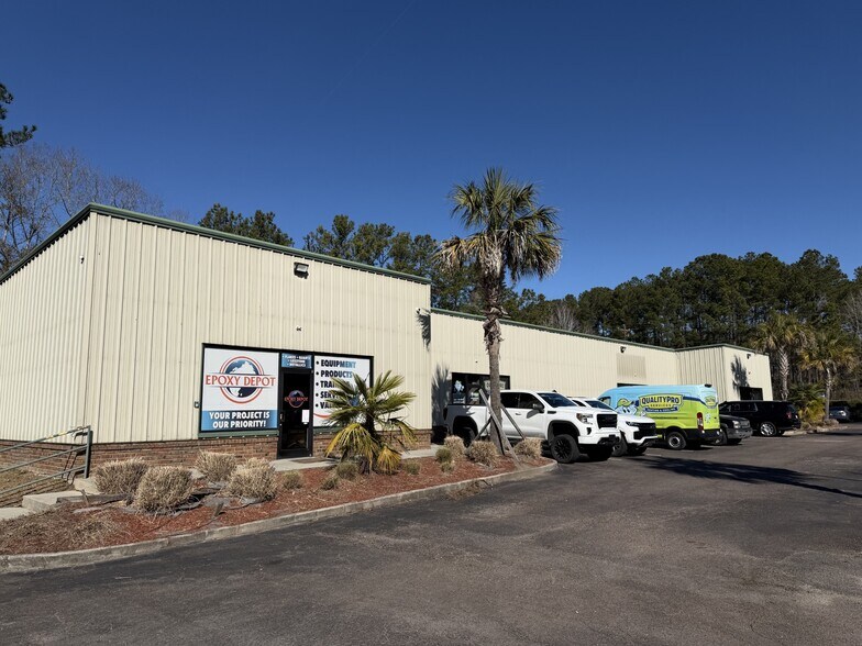 3208 Mill St, Summerville, SC à louer - Photo principale - Image 1 de 15