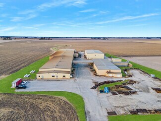 Plus de détails pour 5704 E 1700 North Rd, Danvers, IL - Industriel à louer