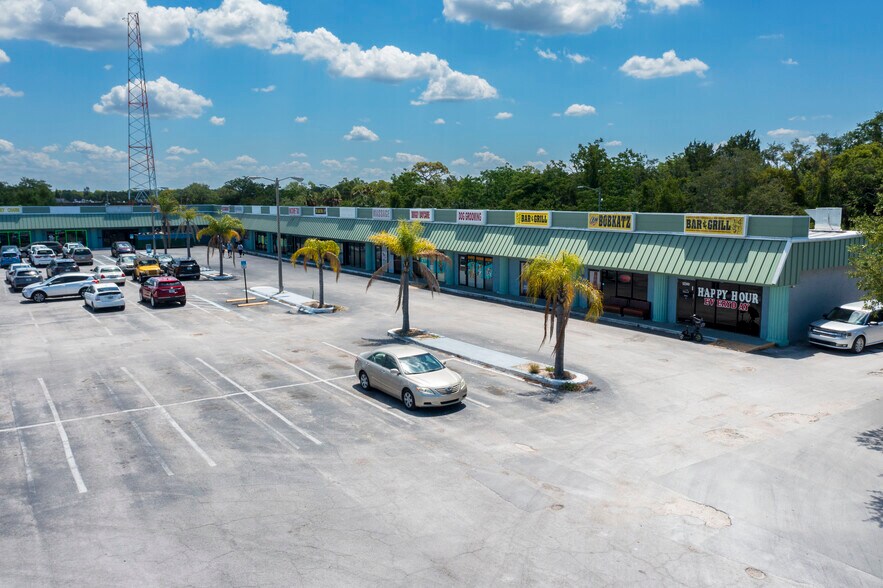12340-12384 US Highway 19, Hudson, FL à louer - Photo du bâtiment - Image 3 de 10