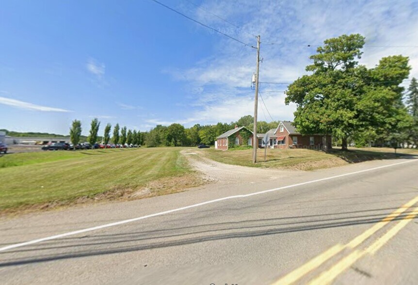 8388 Peach St, Erie, PA for sale - Building Photo - Image 2 of 4