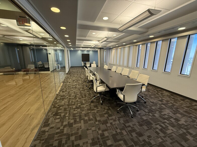 3411 N 5th Ave, Phoenix, AZ à louer - Photo du bâtiment - Image 3 de 16
