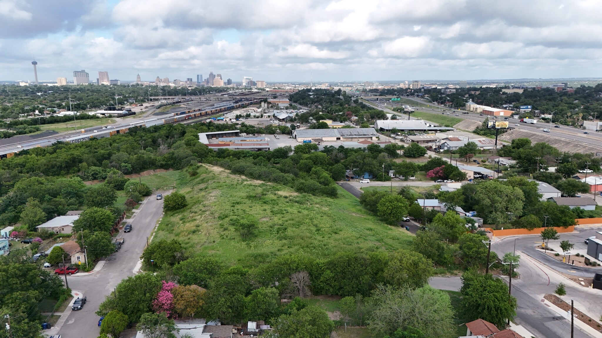 409 & 503 Roper St, San Antonio, TX for sale Primary Photo- Image 1 of 5