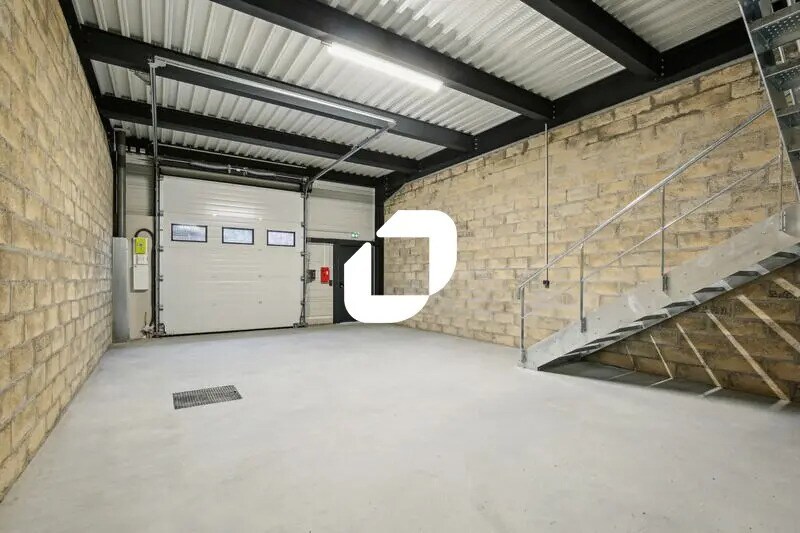 Flex in Épinay-sur-Seine for lease Interior Photo- Image 1 of 15