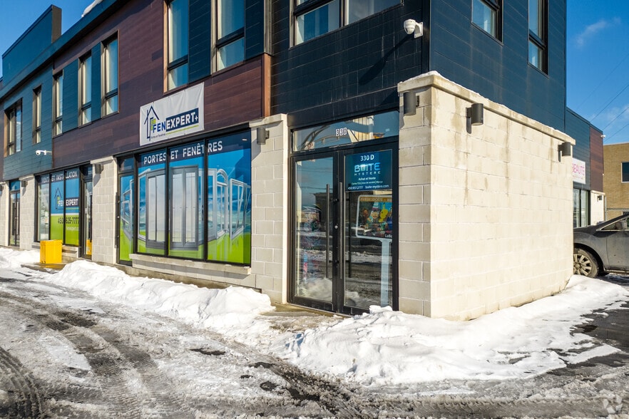 328-330 Boul Curé-Labelle, Laval, QC for sale - Building Photo - Image 3 of 6