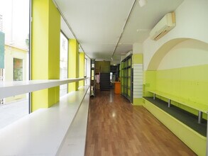 Retail in Granollers, Barcelona for lease Interior Photo- Image 1 of 10