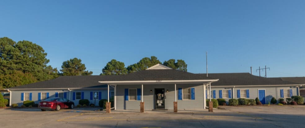 2302 Cedar Run Pl NW, Wilson, NC for sale - Primary Photo - Image 3 of 15