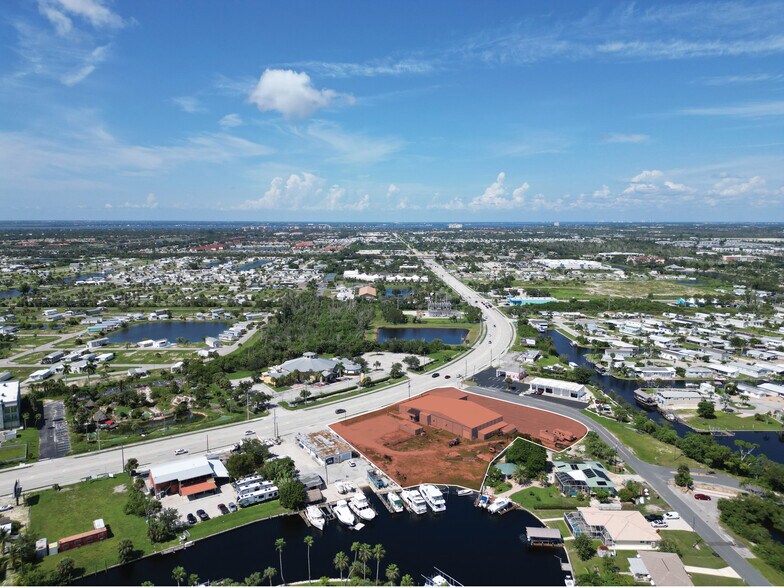 17651 San Carlos Blvd, Fort Myers, FL à vendre - Aérien - Image 1 de 1