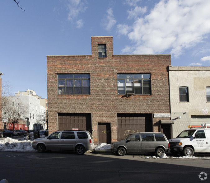 238 Franklin St, Brooklyn, NY for lease - Building Photo - Image 2 of 14