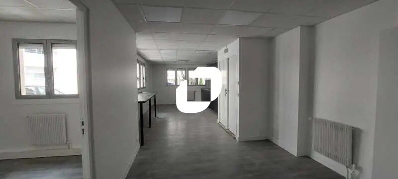 Office in Paris for sale Interior Photo- Image 1 of 8