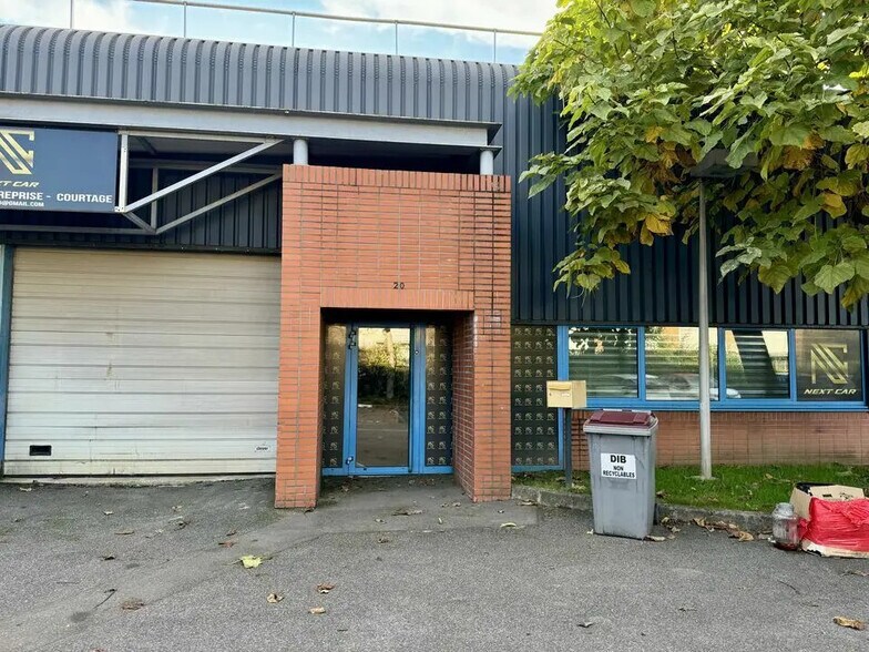 18 Allée Louis Breguet, Villepinte à louer - Photo du bâtiment - Image 1 de 1