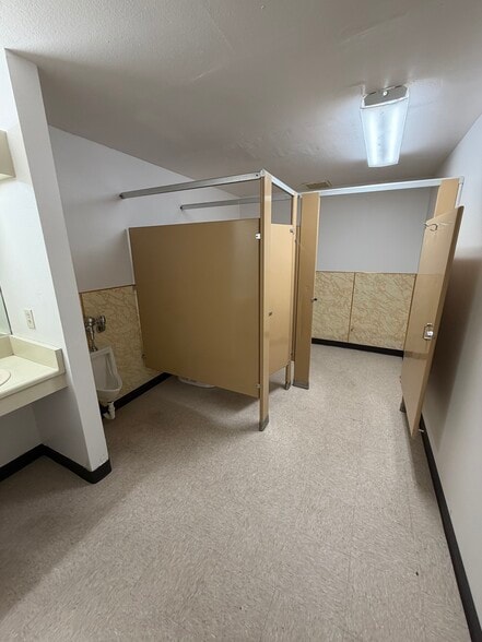 2548 Paulson Rd, Turlock, CA à louer - Photo du bâtiment - Image 3 de 11