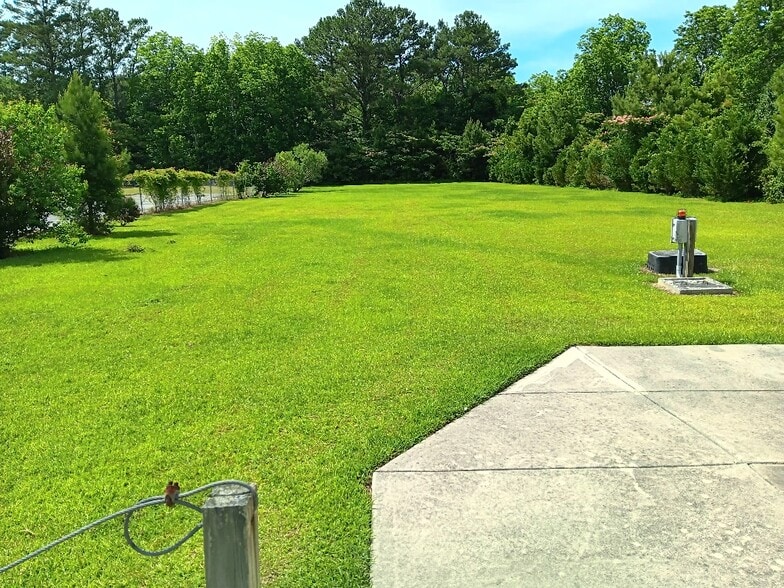 3275 New Bern Hwy, Jacksonville, NC for lease - Building Photo - Image 2 of 7