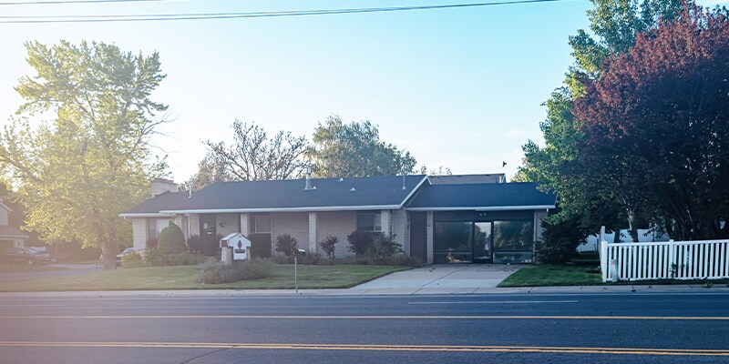 325 E Gordon Ave, Layton, UT à louer - Photo principale - Image 1 de 4