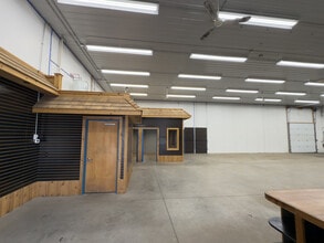 406 Rt-104, Ontario, NY for lease Interior Photo- Image 2 of 10