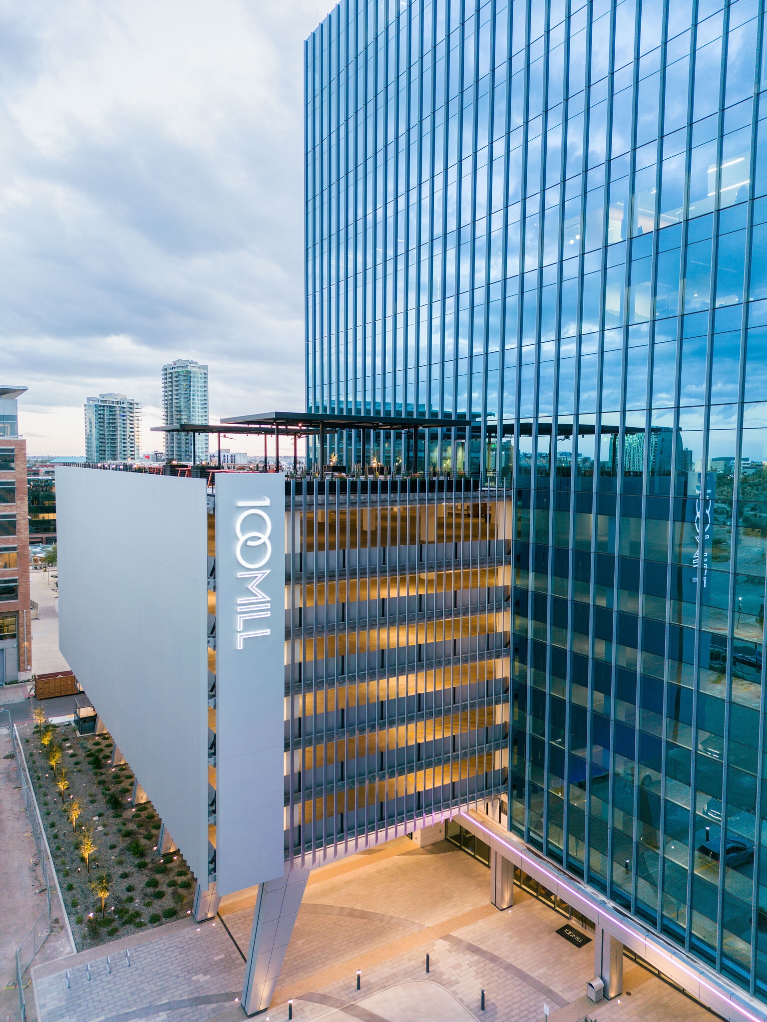 100 S Mill Ave, Tempe, AZ à louer Photo du bâtiment- Image 1 de 20