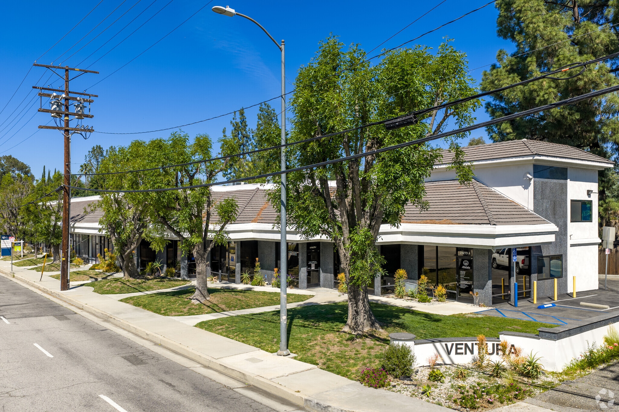 23291 Ventura Blvd, Woodland Hills, CA for lease Building Photo- Image 1 of 11