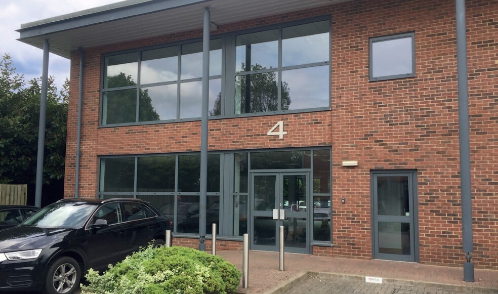 White Lion Rd, Amersham for sale - Building Photo - Image 3 of 4