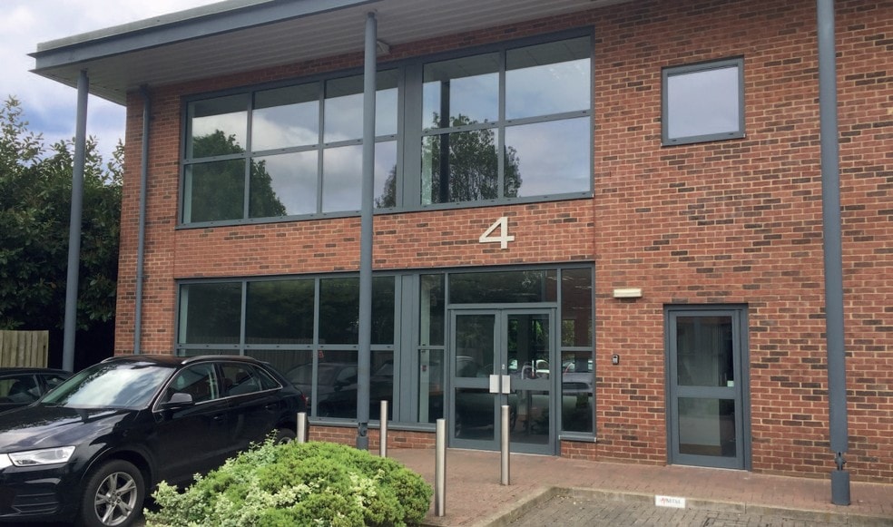 White Lion Rd, Amersham à vendre - Photo du bâtiment - Image 3 de 4