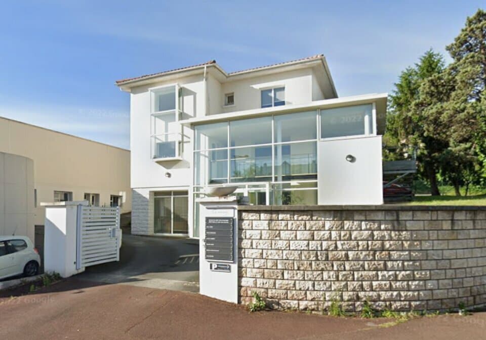 Office in Saintes for sale Building Photo- Image 1 of 2
