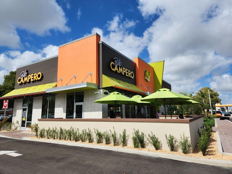 7902-7930 NW 36th St, Doral, FL à louer - Photo du bâtiment - Image 2 de 9