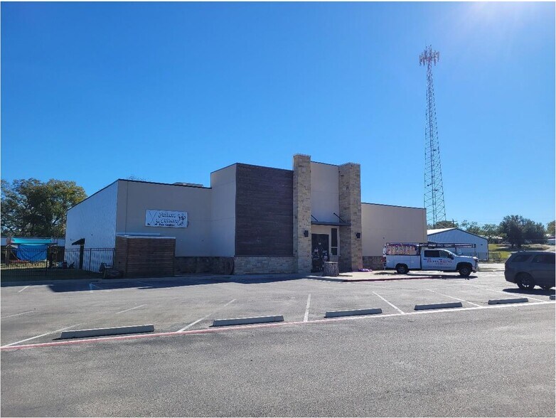 2341 US Highway 281 S, Lampasas, TX à vendre - Photo principale - Image 1 de 5