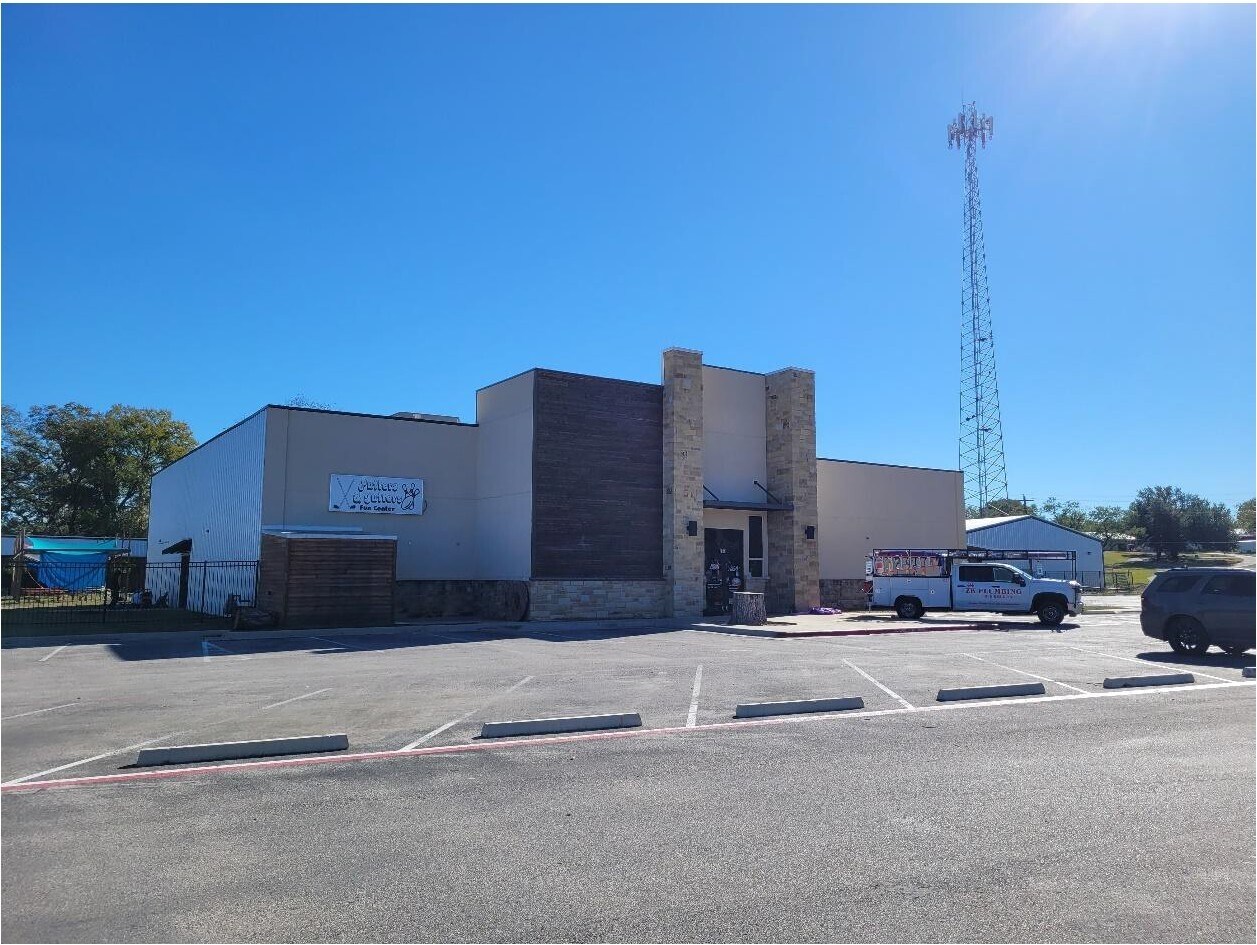 2341 US Highway 281 S, Lampasas, TX for sale Primary Photo- Image 1 of 6