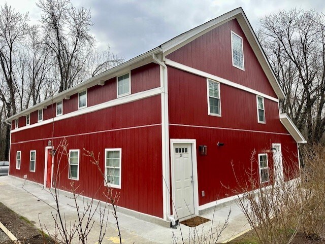 19 N Bridge St, Round Hill, VA à vendre - Photo du bâtiment - Image 3 de 19