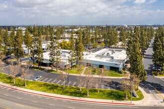 3530 Hyland Ave, Costa Mesa, CA - Aérien  Vue de la carte