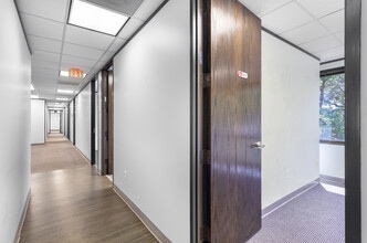 4005 Banister Ln, Austin, TX for lease Interior Photo- Image 2 of 4