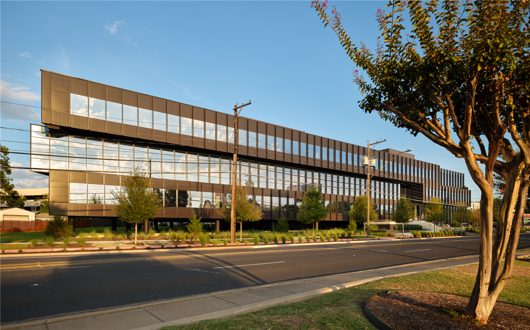 5209 Burnet Rd, Austin, TX for lease Primary Photo- Image 1 of 11