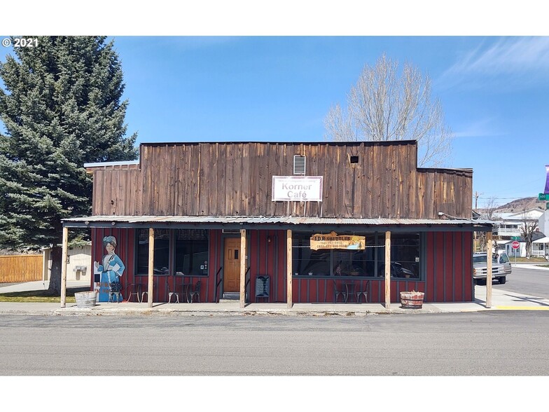 540 First St, Fossil, OR for sale - Primary Photo - Image 1 of 10