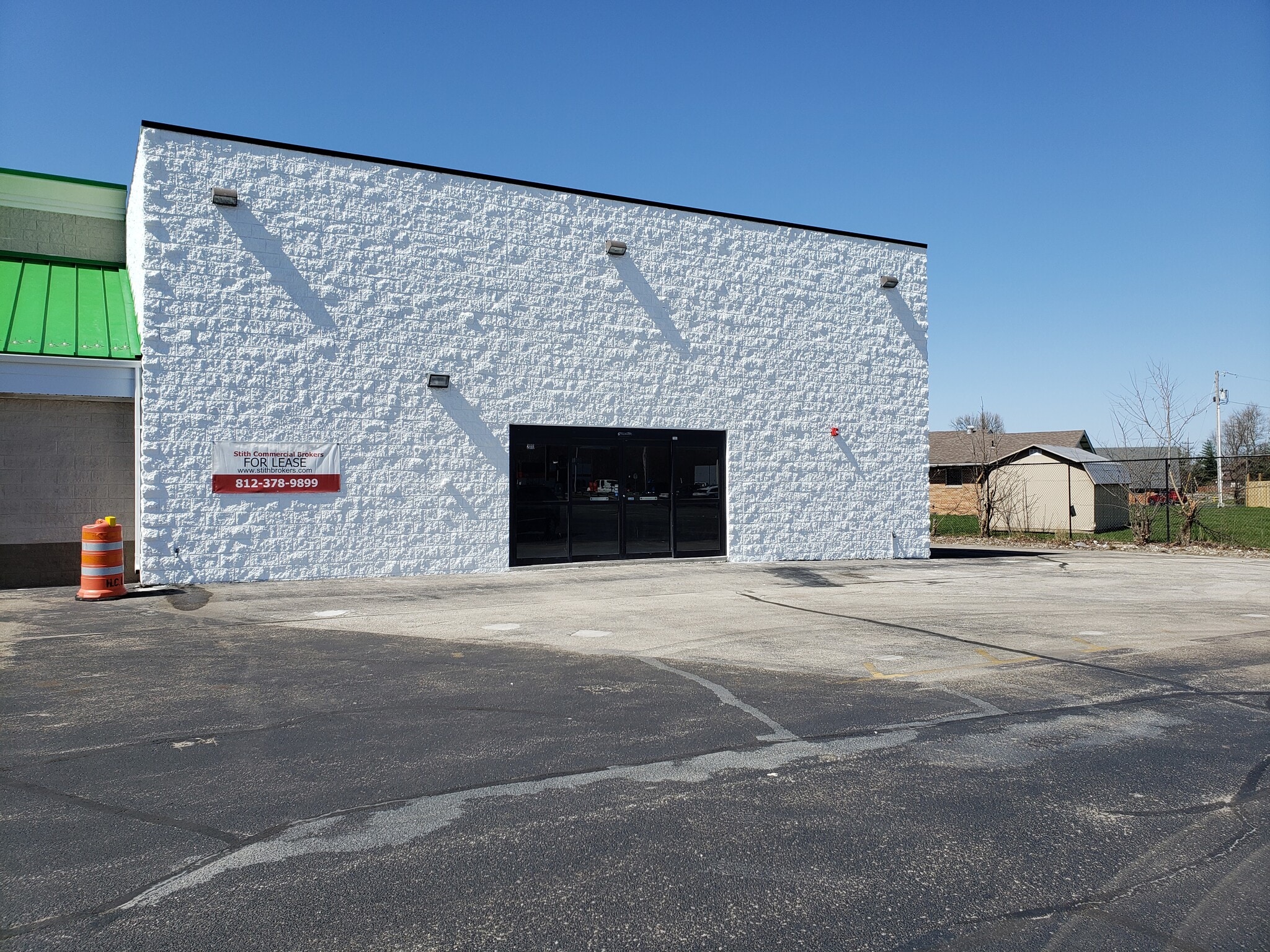 2110-2130 N State Highway 7, North Vernon, IN à louer Photo du bâtiment- Image 1 de 18