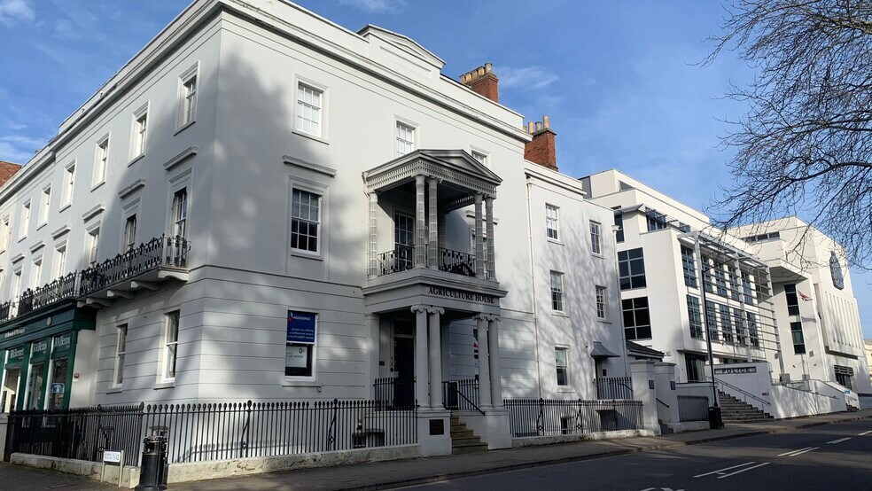 3 Euston Pl, Leamington Spa à louer - Photo du bâtiment - Image 2 de 41