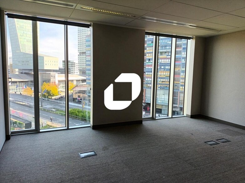 101 Avenue Le Corbusier, Lille for lease - Interior Photo - Image 3 of 10