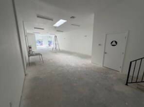 3300 Motor Ave, Los Angeles, CA for lease Interior Photo- Image 2 of 2