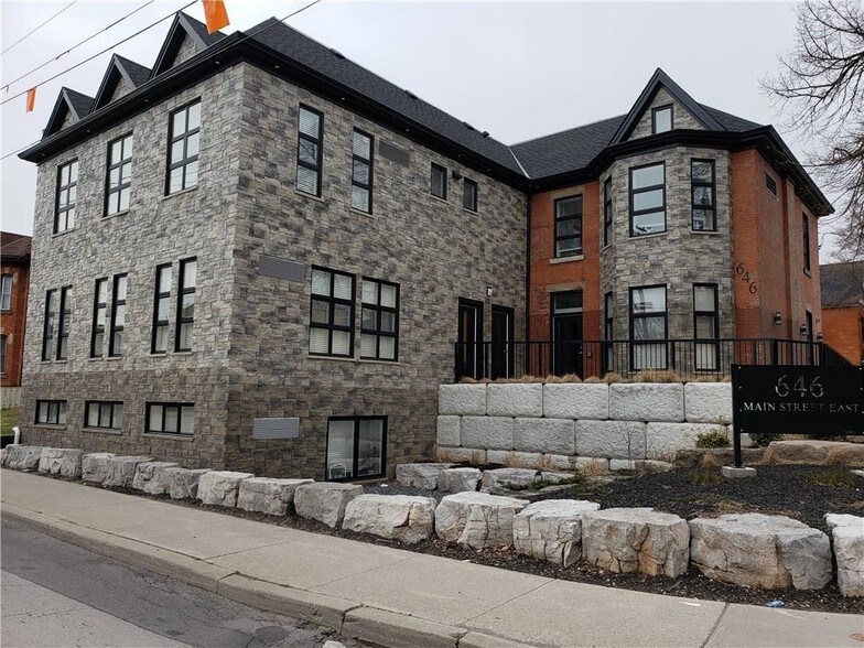 646 Main St E, Hamilton, ON à vendre - Photo principale - Image 1 de 1