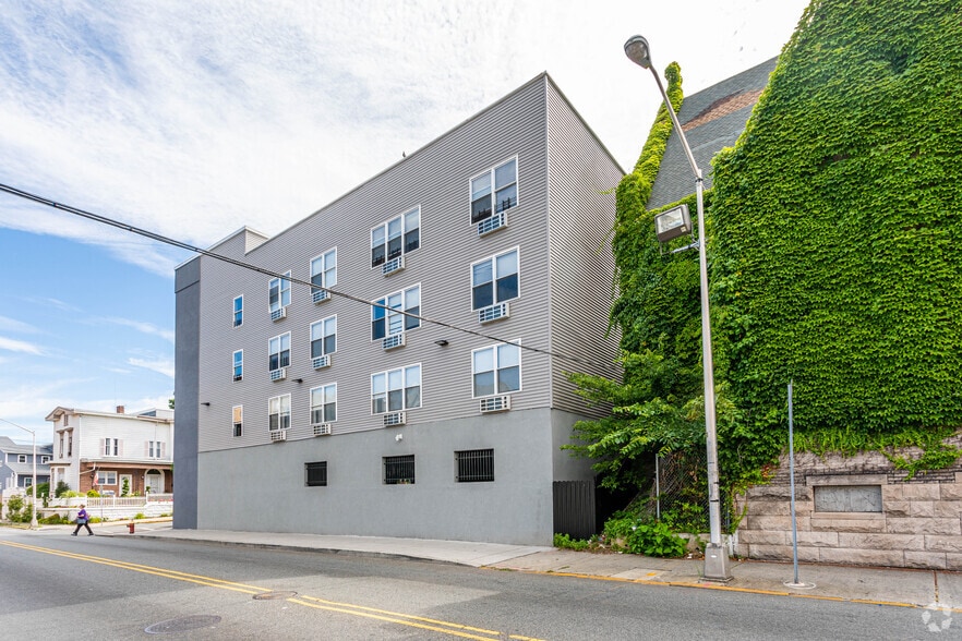 144-150 Fair St, Paterson, NJ for sale - Building Photo - Image 2 of 4