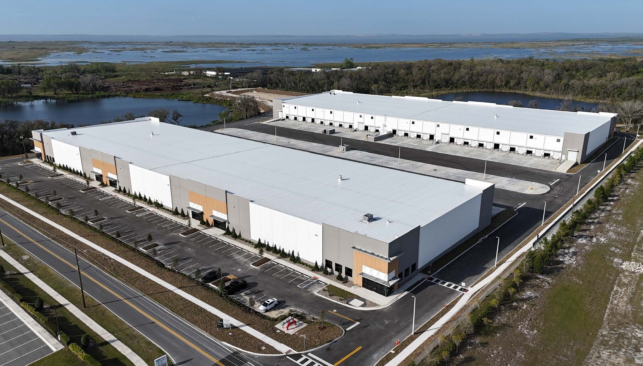 300 Hermit Smith Rd, Apopka, FL à louer Photo du bâtiment- Image 1 de 5