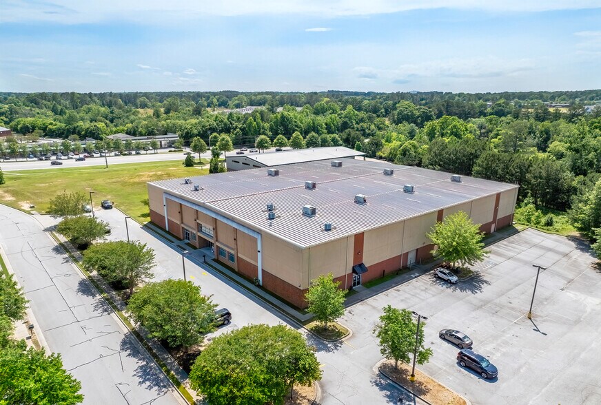 3237 Krisam Creek Dr, Loganville, GA à vendre - Photo du bâtiment - Image 2 de 6