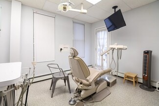 Plus de détails pour 535 Monmouth St, Gloucester City, NJ - Bureau/Médical à louer