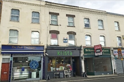 209 Baker St, Enfield à louer Photo principale- Image 1 de 2