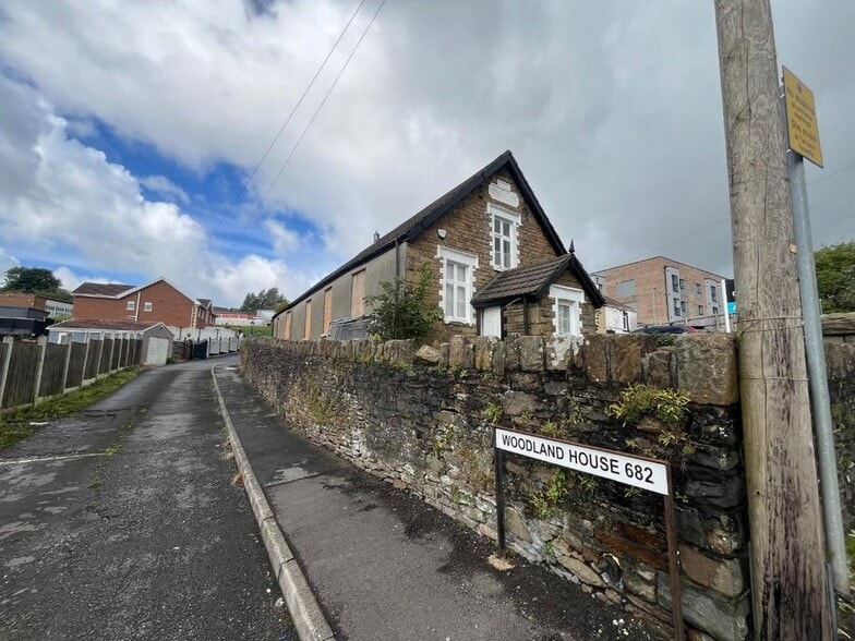 682 Llangyfelach Rd, Swansea for sale - Building Photo - Image 2 of 14