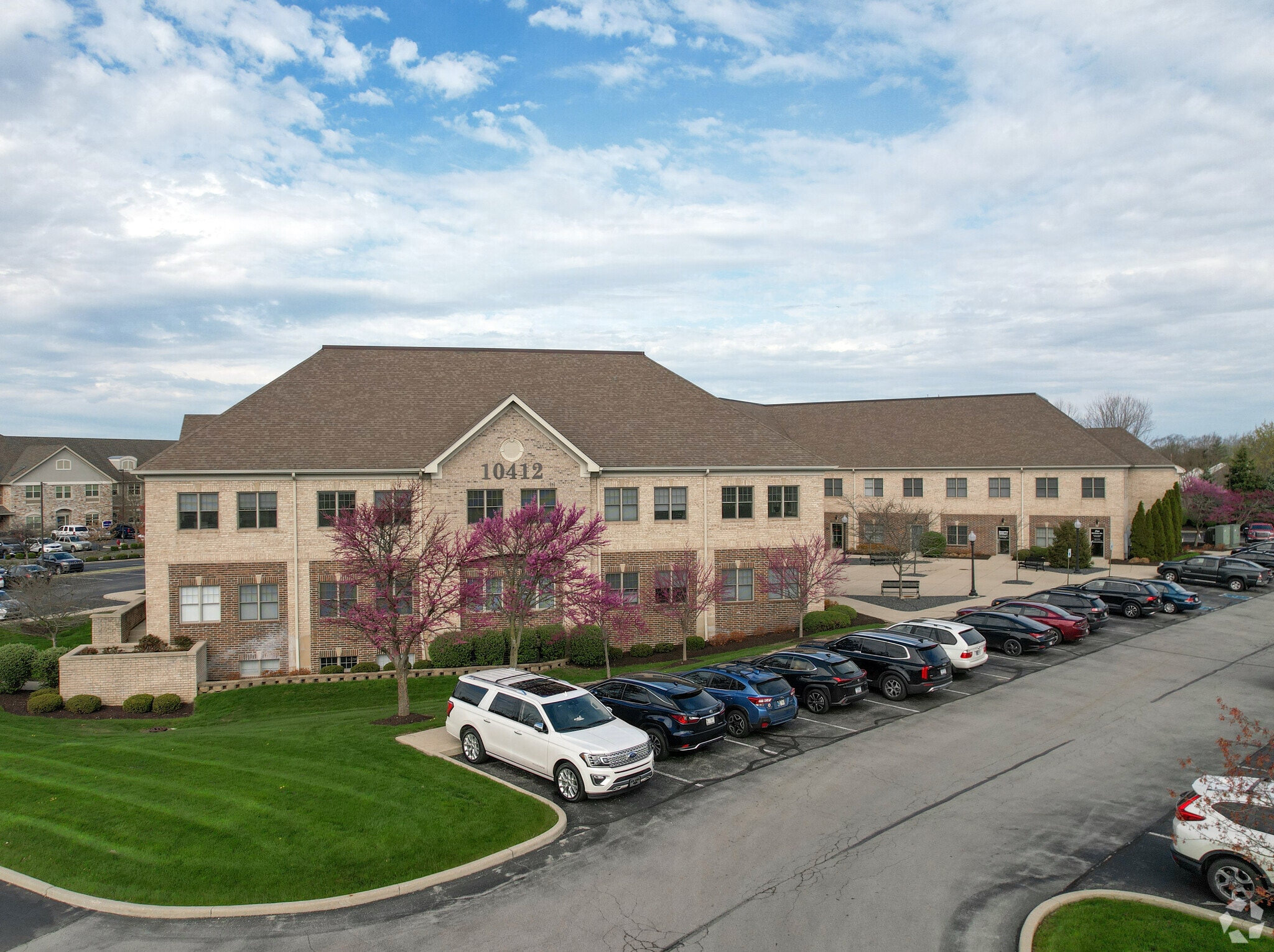 10412 Allisonville Rd, Fishers, IN for sale Primary Photo- Image 1 of 86