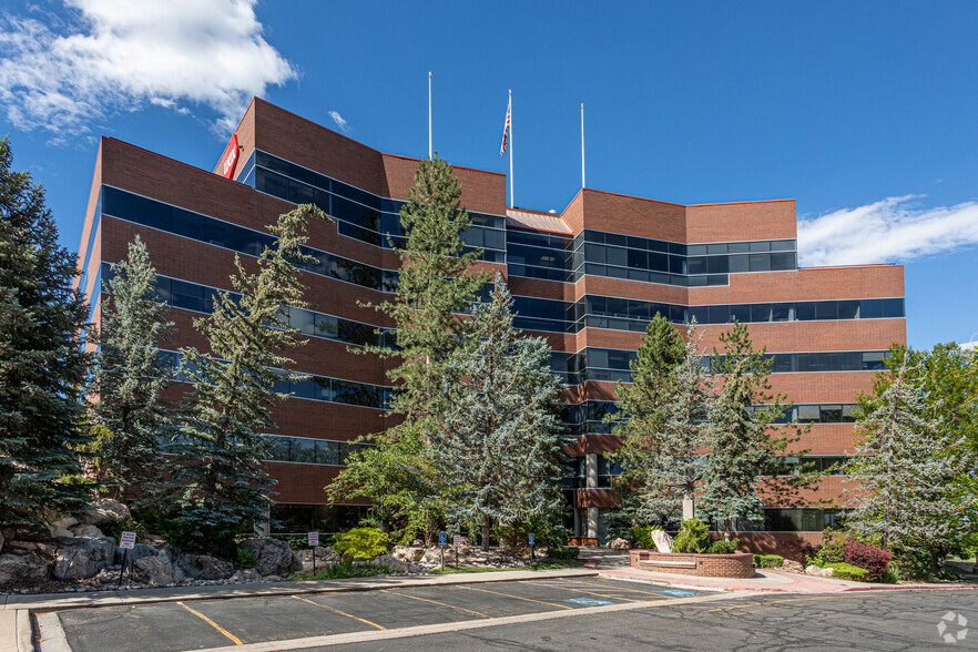 1104 Country Hills Dr, Ogden, UT à louer - Photo du bâtiment - Image 1 de 11