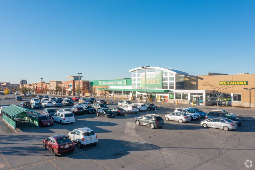1210 Castlemore Ave, Markham, ON à louer - Photo du bâtiment - Image 2 de 8