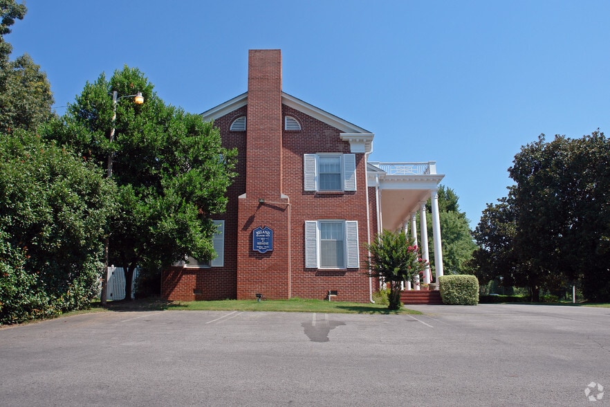 1320 S Albert Pike Ave, Fort Smith, AR for sale - Building Photo - Image 2 of 63
