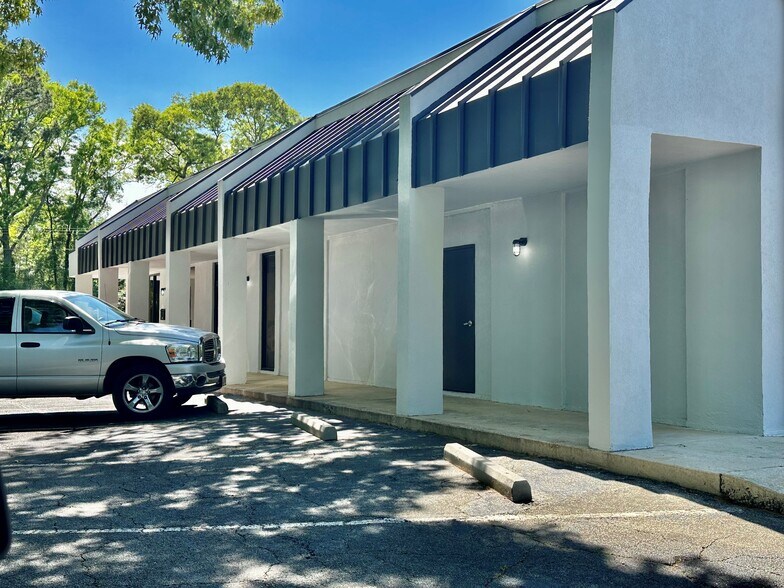 64 Green St, Warner Robins, GA for sale - Building Photo - Image 2 of 3