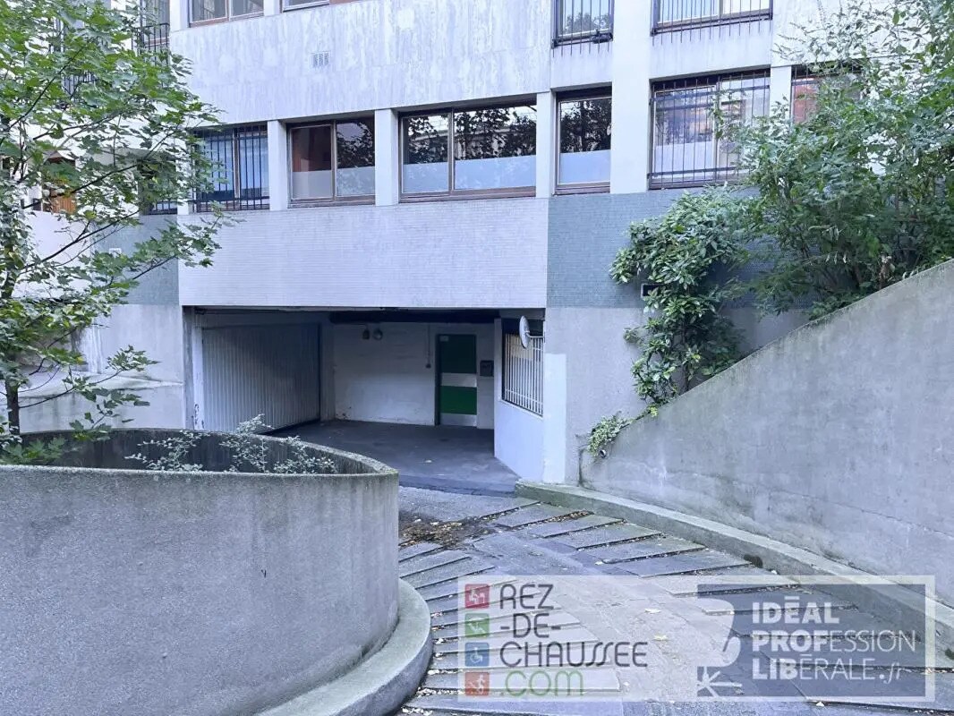 Bureau dans Courbevoie à vendre Photo du bâtiment- Image 1 de 7