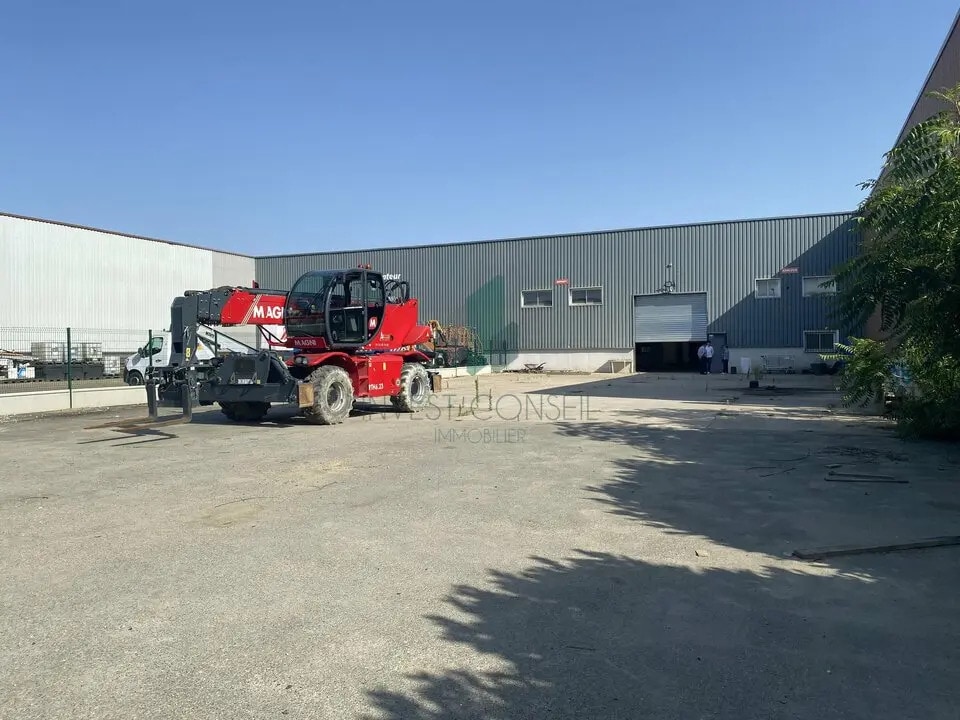 Flex in SAINT-OUEN-L'AUMONE for lease Building Photo- Image 1 of 2